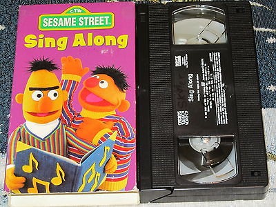 SESAME STREET HOME VIDEO CTW~SING ALONG~CHILDREN​S VHS TAPE RUBBER 
