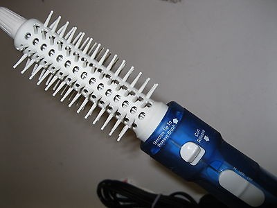 HELEN OF TROY 1 TANGLE FREE HOT AIR BRUSH WITH SOFT GRIP 1574