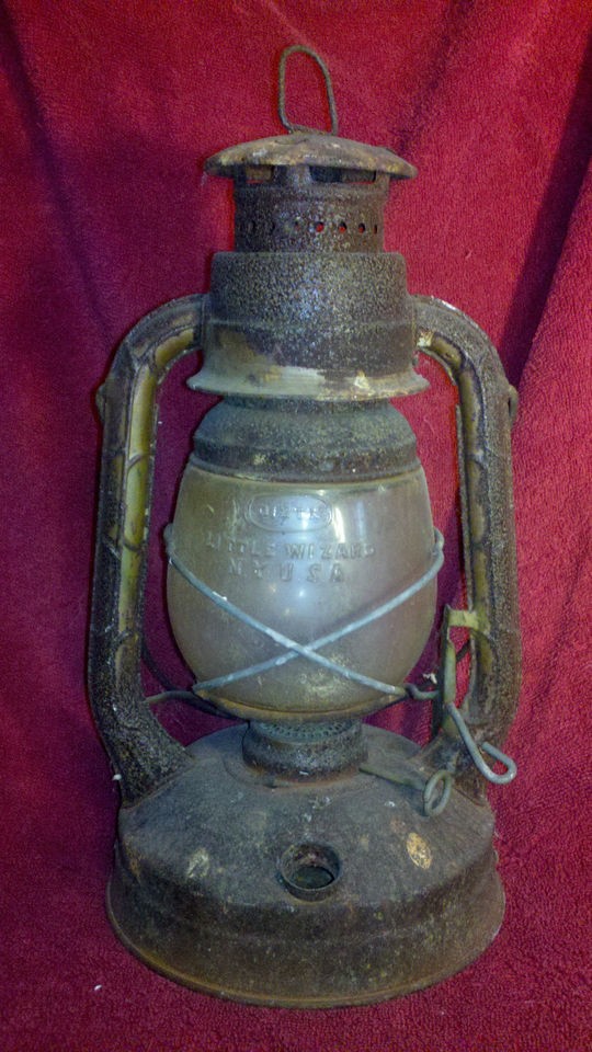   Hurricane Kerosene Lantern Oil Lamp Vintage Little Wizard New York