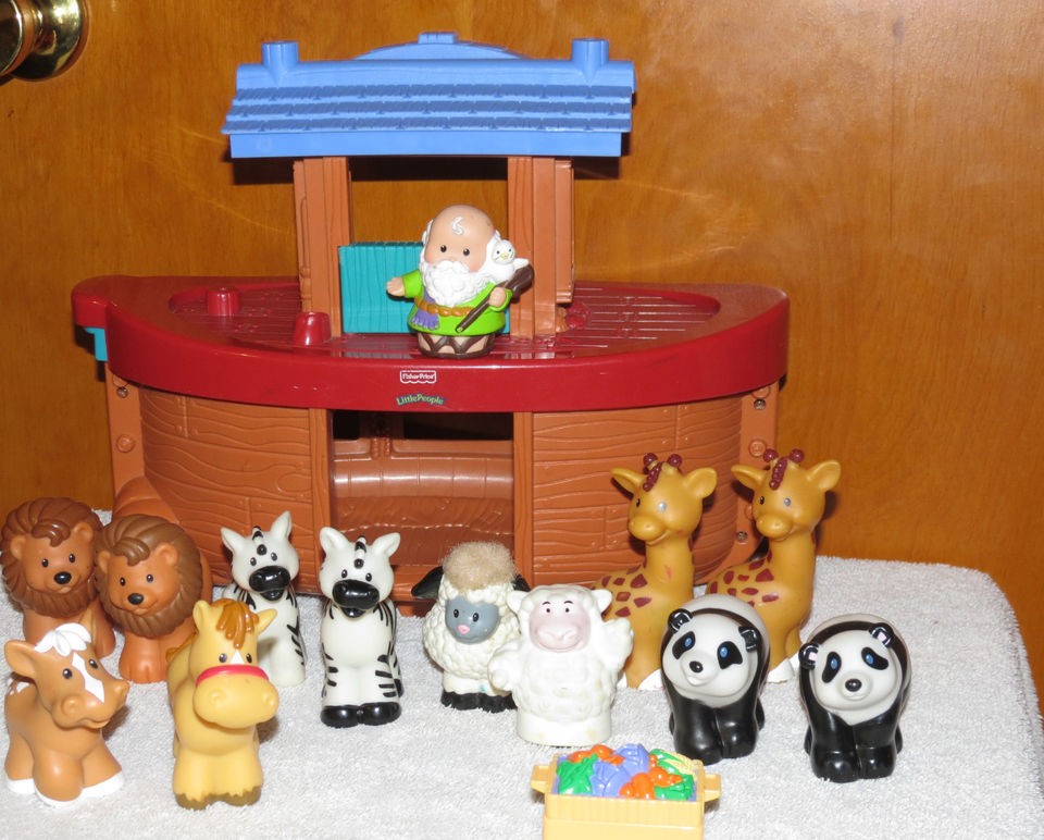   PRICE LITTLE PEOPLE NOAHS ARK PLAYSET W/ ANIMALS LOT Of FUN PLAY