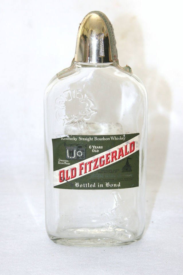 VINTAGE OLD FITZGERALD STRAIGHT BOURBON WHISKEY PINT BOTTLE   1967