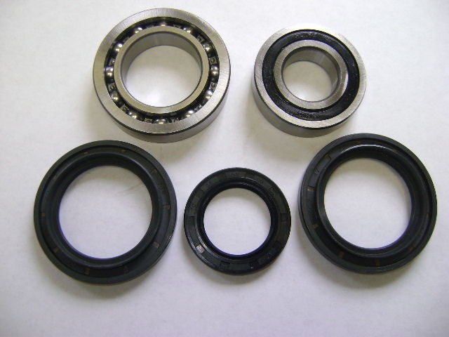    2006 YAMAHA YFM400 YFM 400 BIG BEAR REAR WHEEL BEARING & SEAL KIT 17