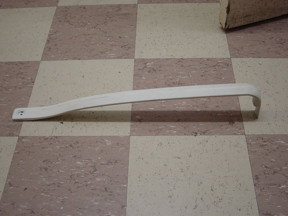 whirlpool refrigerator handle in Parts & Accessories