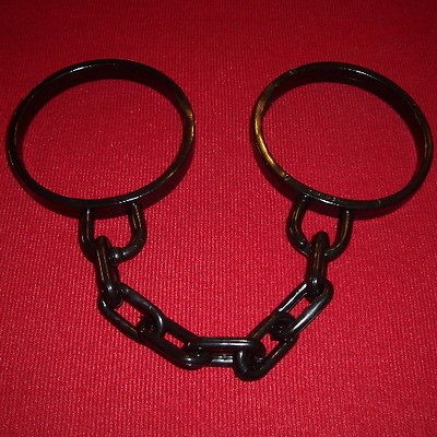 Wrist Shackles Hand Cuffs Convict Prisoner Halloween Costume Jail Bird 