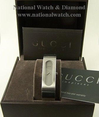 LADIES GUCCI BANGLE STYLE WATCH MODEL No 2400S