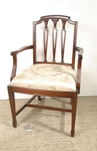 10 Mahogany Hepplewhite Dining Chairs Carved Wheel Back