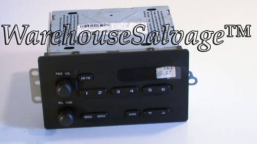 01 02 GM CHEVY EXPRESS VAN RADIO STEREO AM FM NEW