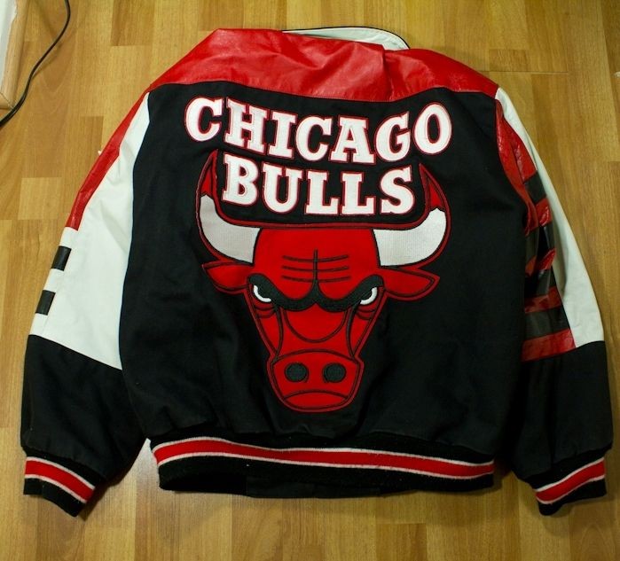 NBA VINTAGE CHICAGO BULLS LETTERMAN VARSITY LEATHER JACKET BLACK RED 