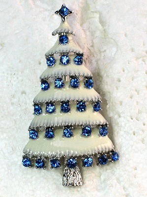 SAPPHIRE COLOR BLUE RHINESTONE CRYSTAL CHRISTMAS TREE PIN BROOCH H11