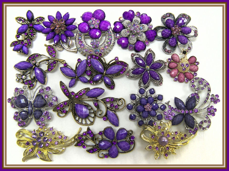 brooch lot in Pins, Brooches