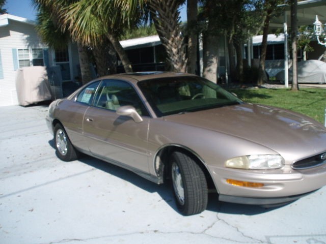 Buick  Riviera Base Coupe 2 Door BUICK RIVIERA SUPERCHARGED