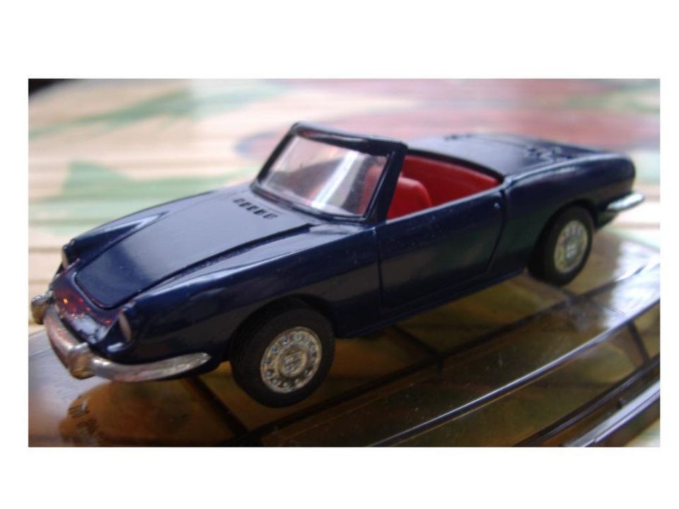 pilen in Diecast Vintage Manufacture