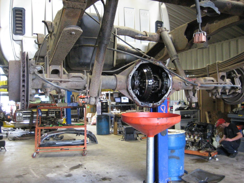 chevy silverado rear differential