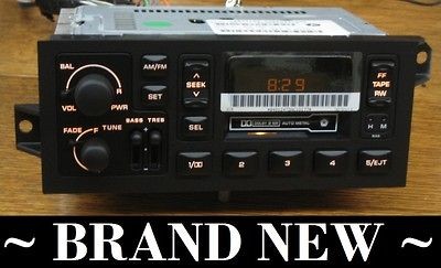 Brand New NOS DODGE STRATUS/PLYMOUTH BREEZE OEM CASSETTE PLAYER RADIO 