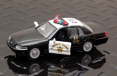 Ford Crown Victoria   California Highway Patrol   Maisto