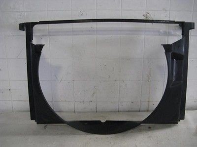 99 00 01 02 LAND ROVER DISCOVERY RADIATOR FAN SHROUD