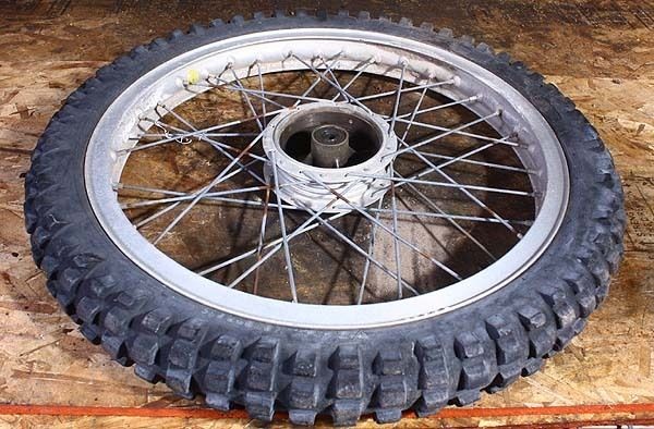 1972 75 MONARK DALESMAN SCOUT 125 SACHS FRONT WHEEL/RIM/TIRE​/OEM