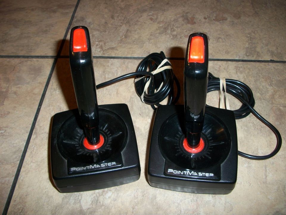 ATARI 2600  POINTMAS​TER JOYSTICK CONTROLLERS (LOOK)***