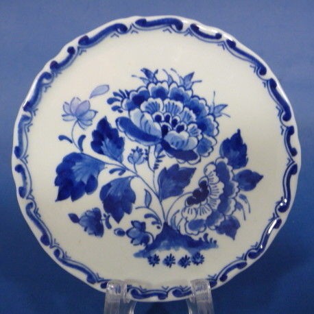 d747a Handpainted 4½ DELFT COASTER PORCELEIJNE FLES