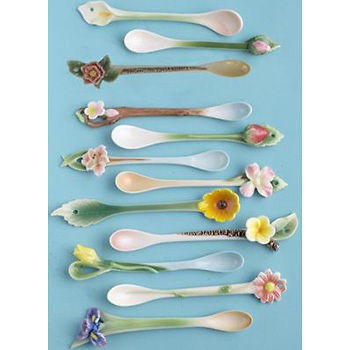 Twos Company Garden Party Porcelain Spoons Style Hibiscous