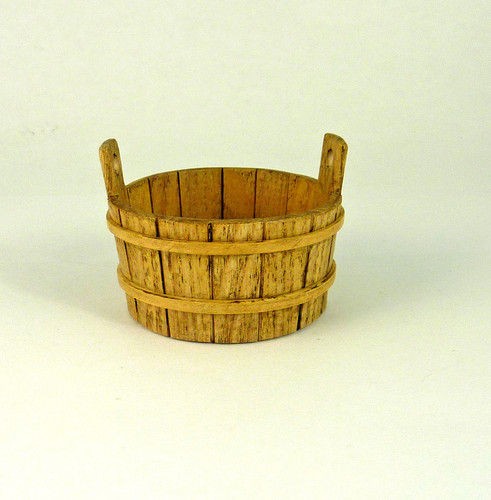 Dollhouse Miniature Taller Targioni Artisan Wooden Wash Tub