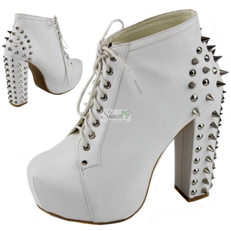 lady gaga shoes in Clothing, 