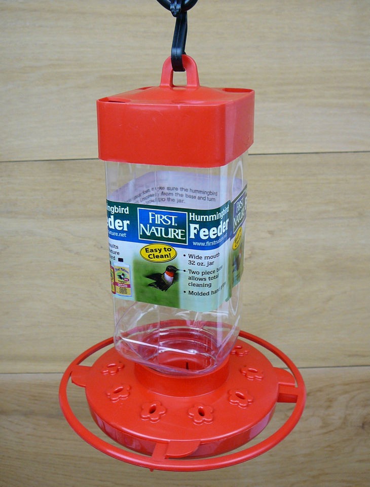 First Nature 32oz Red Plastic Hummingbird Feeder #3055 Easy Clean Base 