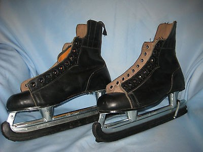   ICE SKATES MC INC DE LUXE Maple Leaf Size 10 EXCELLENT W Ankle Boot