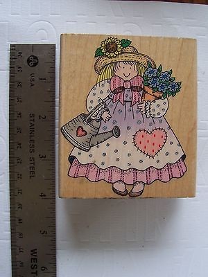 HERO ARTS   rubber stamp   GARDEN GIRL CUTE DRESS SUNFLOWER FLOWERS 