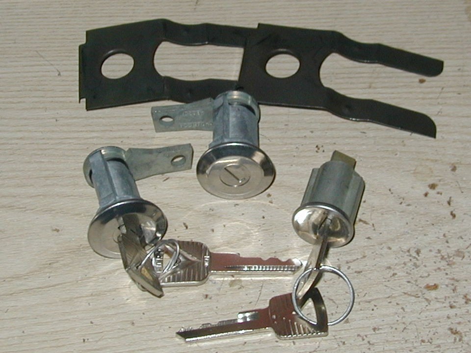 IGNITIION & DOOR LOCK SET, GALAXIE F SERIES TRUCK FAIRLANE THUNDERBIRD 