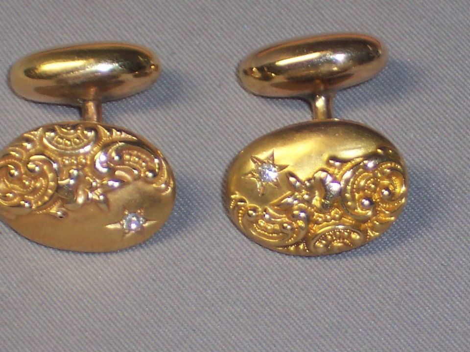 ANTIQUE 14K YELLOW GOLD CUFFLINKS WITH TINY DIAMOND