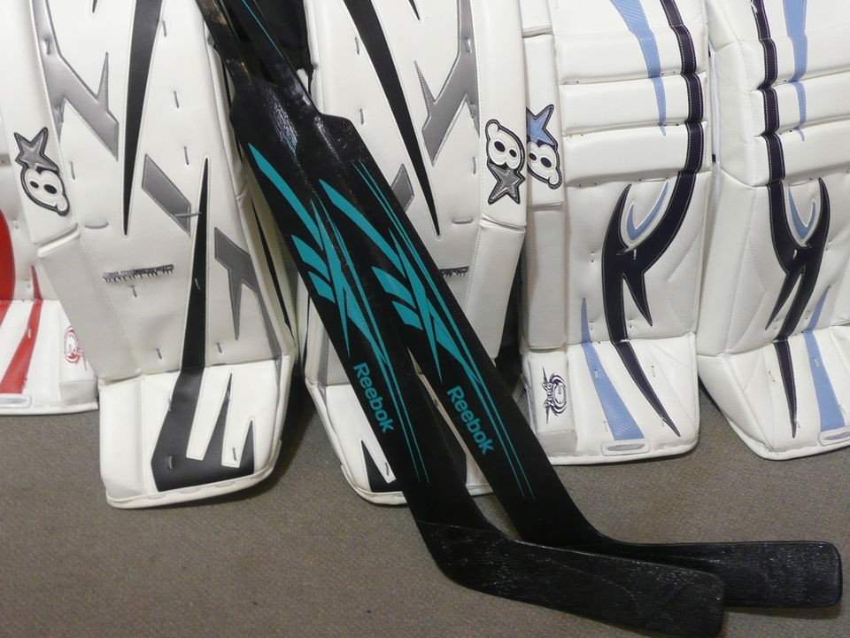 New Two Pack 6K Pro Ice Return Ice Hockey Dakers Goalie Sticks