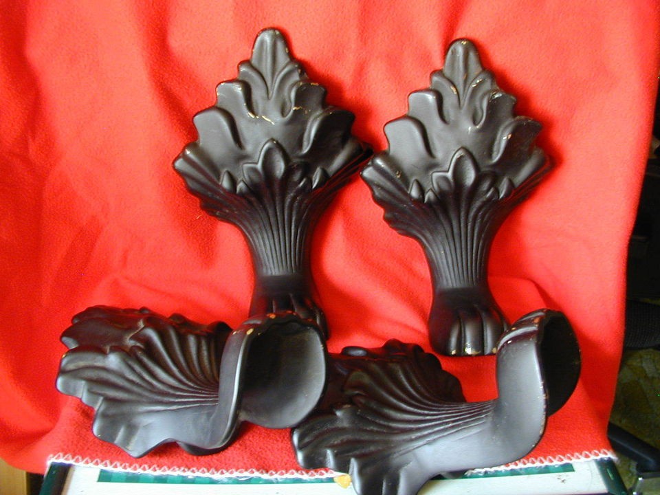 Lion Feet Bronze slipper feet for a claw foot tub, dark finish