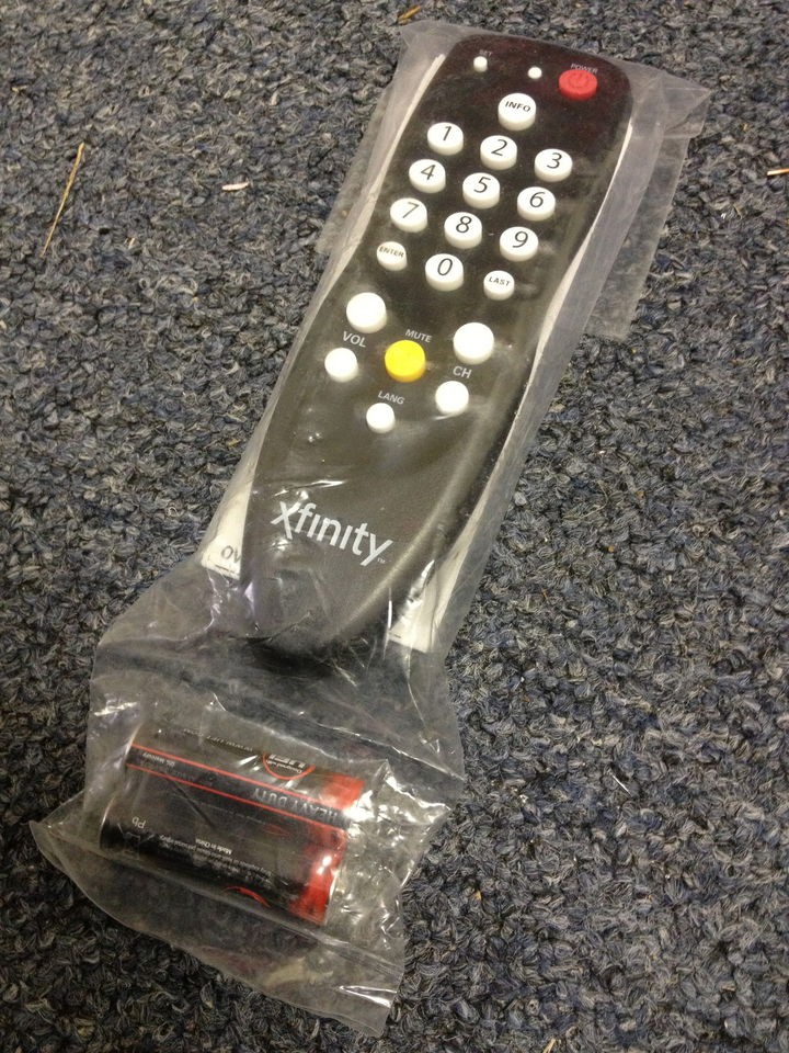 BRAND NEW DTA XFINITY COMCAST DIGITAL TRANSPORTER ADAPTER REMOTE 