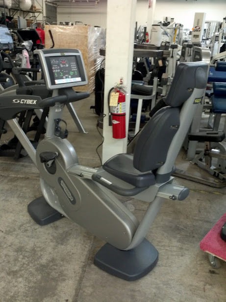   Excite 700iP Touch Screen Console Programs Cardio Recumbent Bike