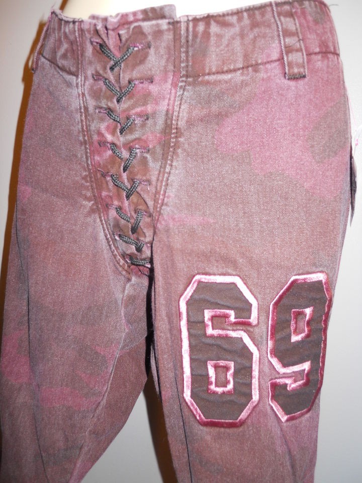 NEW SUBMISSION WiNE CAMO 69 FOOTBALL WORKiNG CLASS JEANS BUNCHED KNEES 