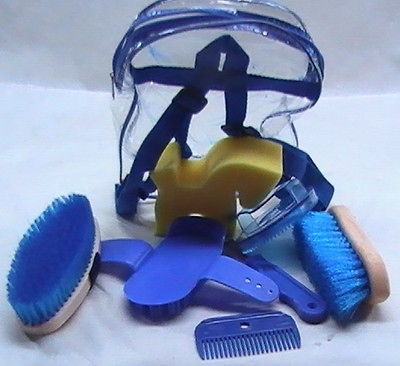 horse grooming kit in Grooming Tools & Totes