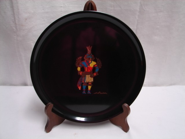 COUROC OF MONTEREY PLATE W/ HOPI INDIAN HUMMINGBIRD KACHINA DESIGN