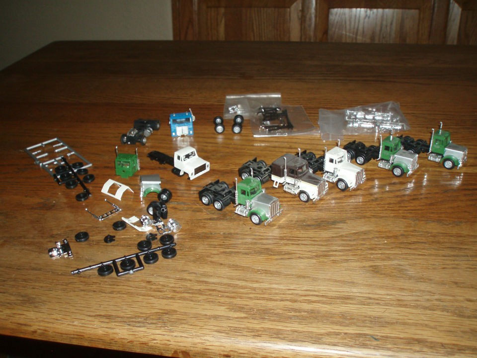 HO SCALE SEMI TRUCKS AND PARTS