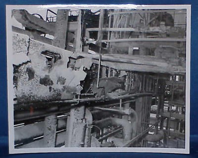 1959 LEONARD OIL REFINERY FIRE B&W PHOTOGRAPH ALMA MI 2