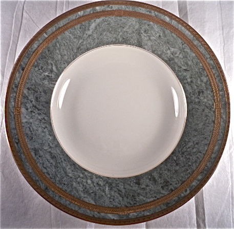 Oscar De La Renta Jade Travertine Large Rim Soup Bowl 9 1/4