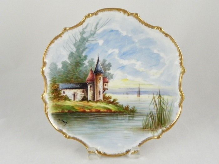 ANTIQUE LIMOGES HANDPAINTED RARE OLD CASTLE SCENE CHARGER PLATE ARTIST 