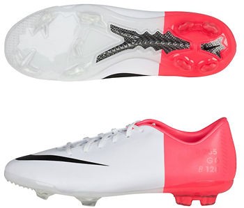 nike mercurial vapor 3 in Soccer