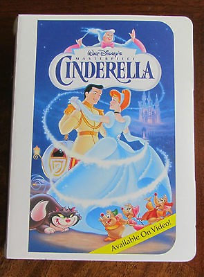   DISNEY MASTERPIECES CINDERELLA FIGURE MINT IN BOX HAPPY MEAL