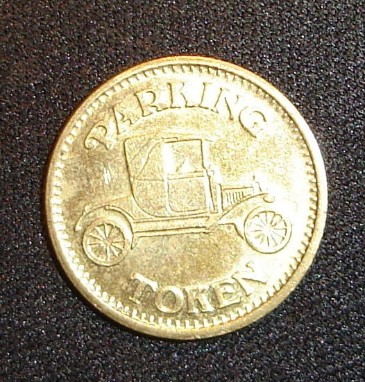 ANTIQUE AUTOMOBILE PARKING TOKEN WITH EAGLE REVERSE * 