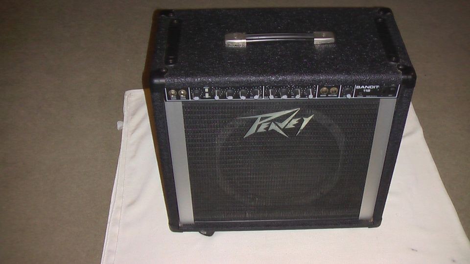 PEAVEY 112 BANDIT POWER GUITAR AMPLIFIER W/S 12825 SCORPION 12 WOOFER 