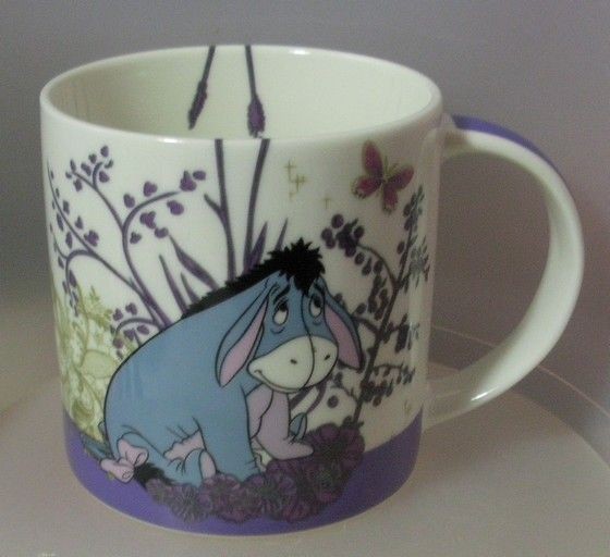 QUEENS CHINA DISNEY TRUE ROMANCE   EEYORE MUG IN TIN BONE CHINA 