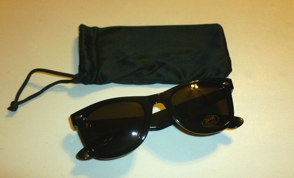 MARLBORO CHILL OFF THE GRILL PROMO BLACK PLASTIC SUNGLASSES