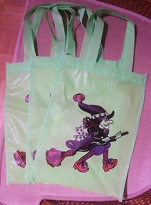 Plastic Party Favor / Tote Bag * HALLOWEEN * Resistant Green.