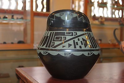 SAN ILDEFONSO POTTERY by MARTHA APPLELEAF   CEREMONIAL BOWL